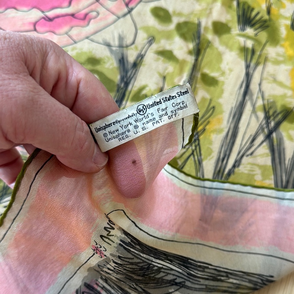 RARE New York World’s Fair Vintage Vera Neumann Globe 🌎 Scenic Silk Scarf - Picture 3 of 5